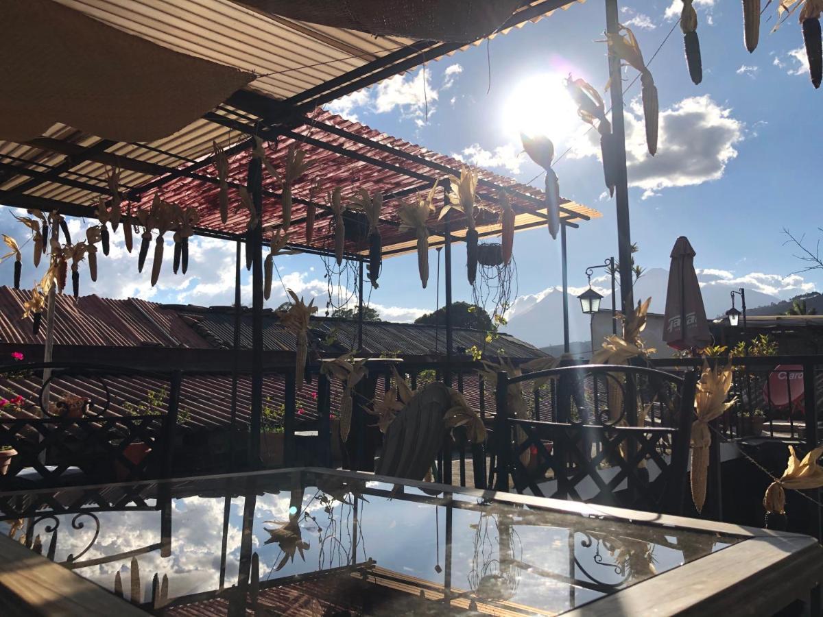 Dionisio Inn Antigua Екстериор снимка
