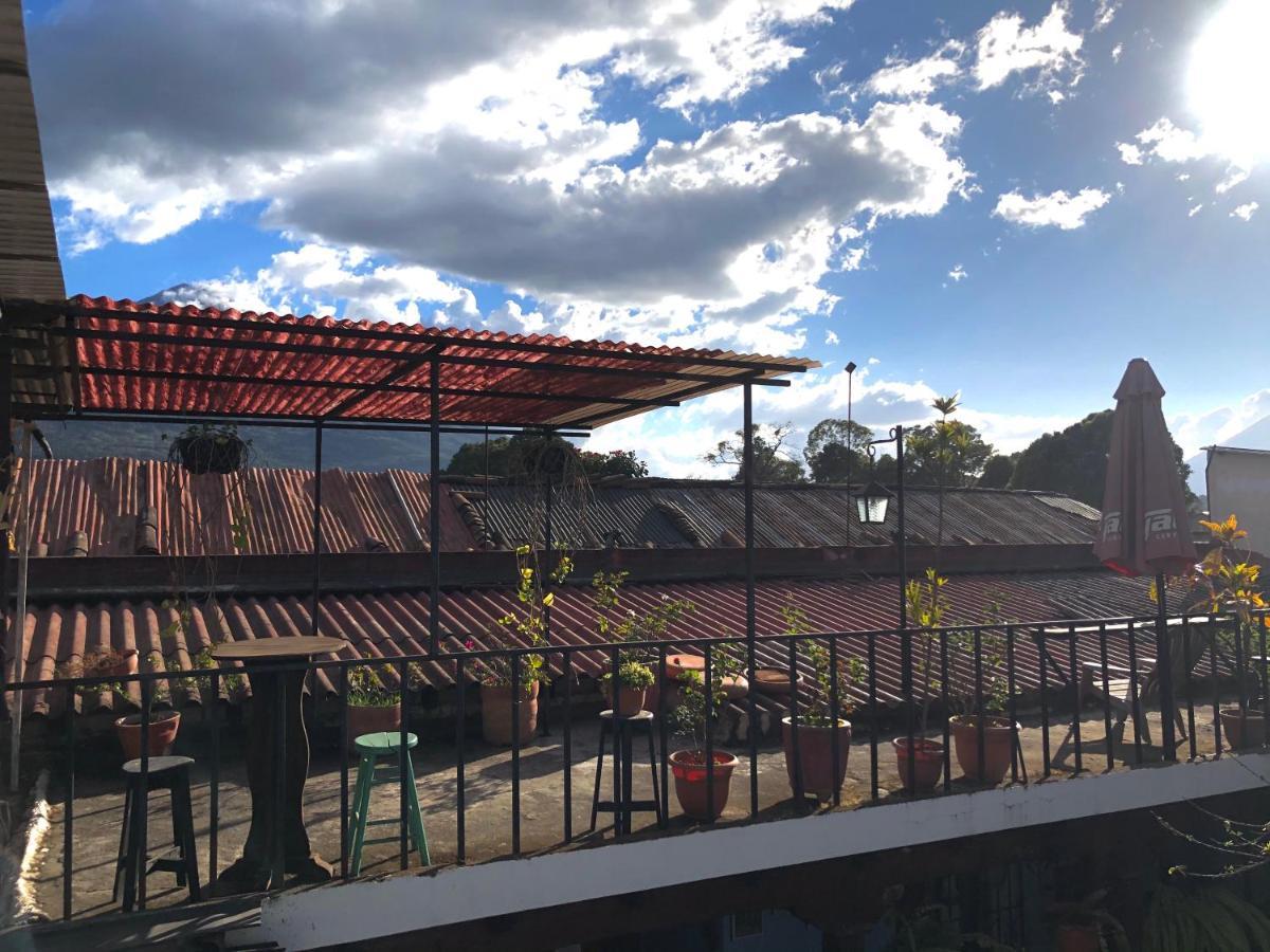 Dionisio Inn Antigua Екстериор снимка