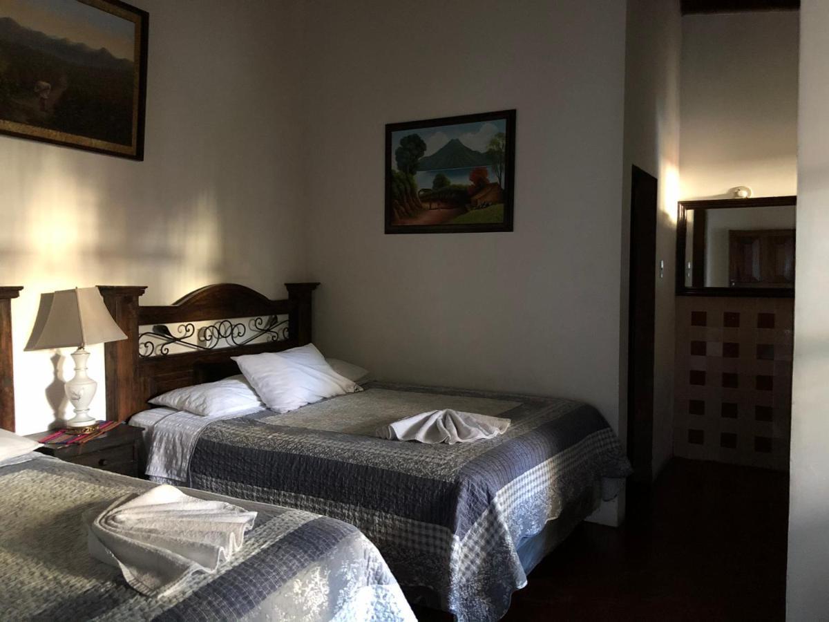 Dionisio Inn Antigua Екстериор снимка
