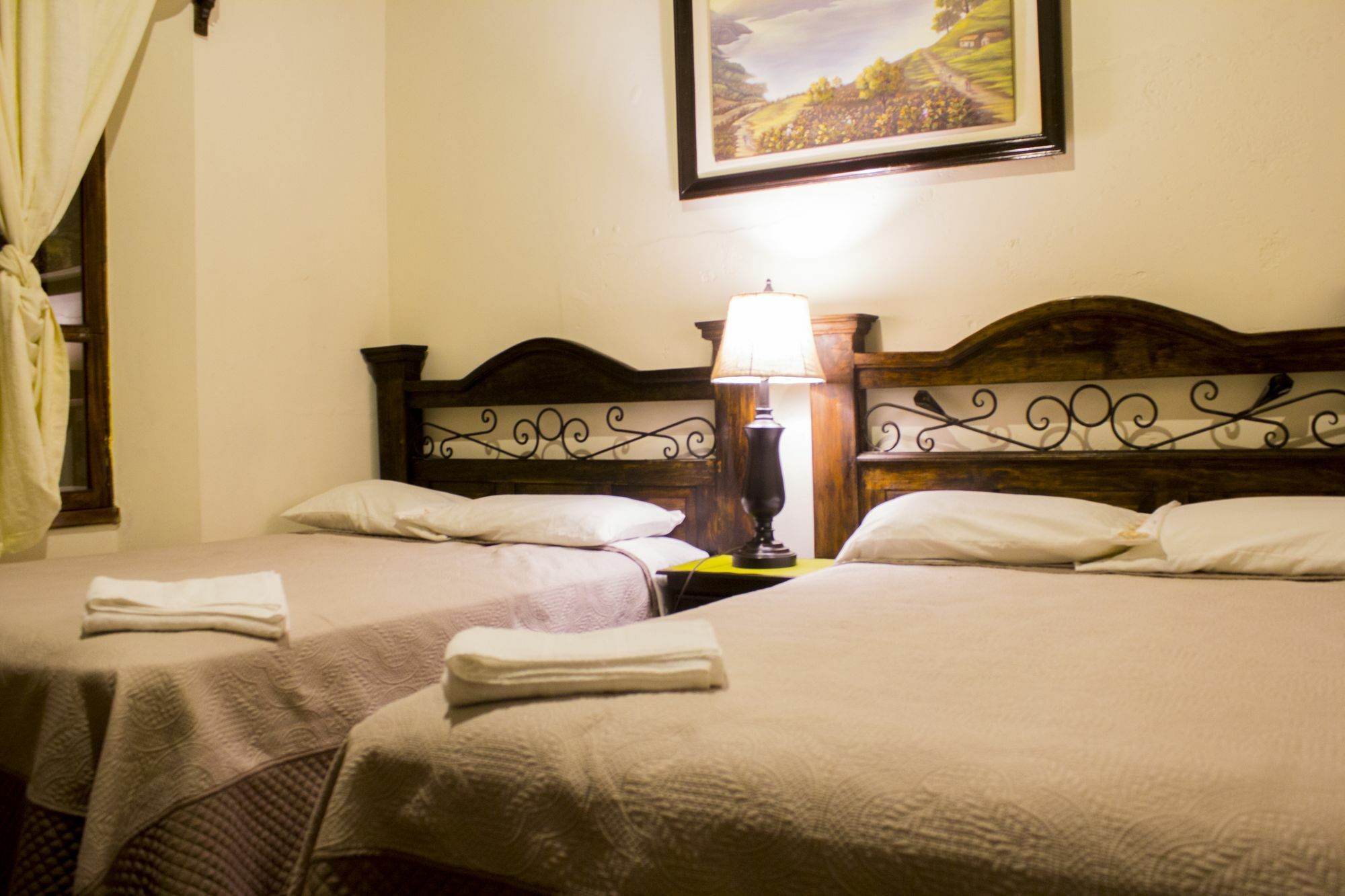 Dionisio Inn Antigua Екстериор снимка