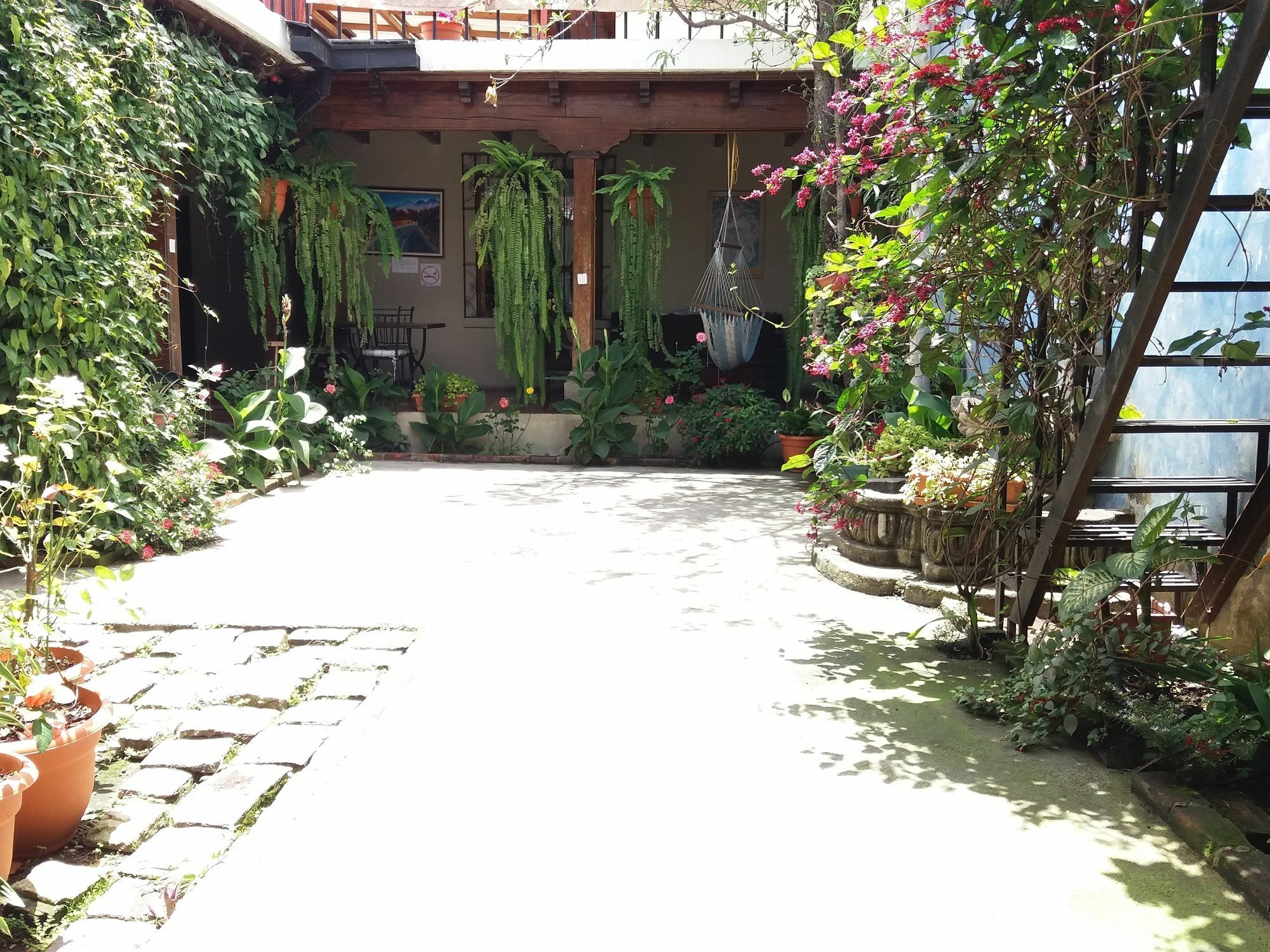 Dionisio Inn Antigua Екстериор снимка