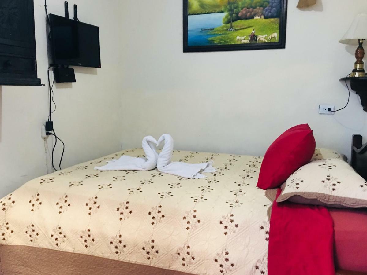 Dionisio Inn Antigua Екстериор снимка