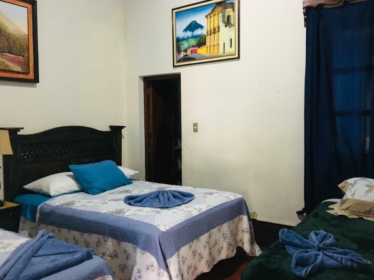 Dionisio Inn Antigua Екстериор снимка