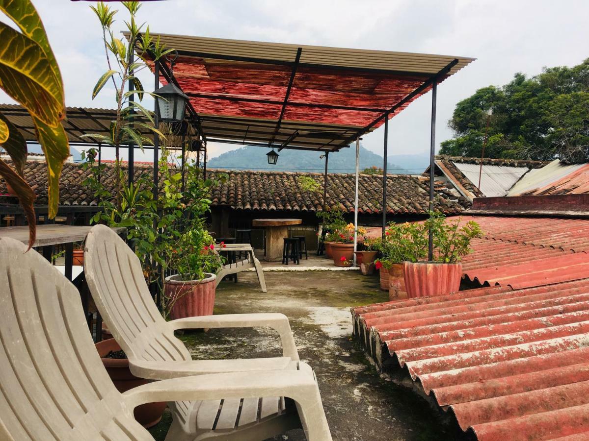Dionisio Inn Antigua Екстериор снимка